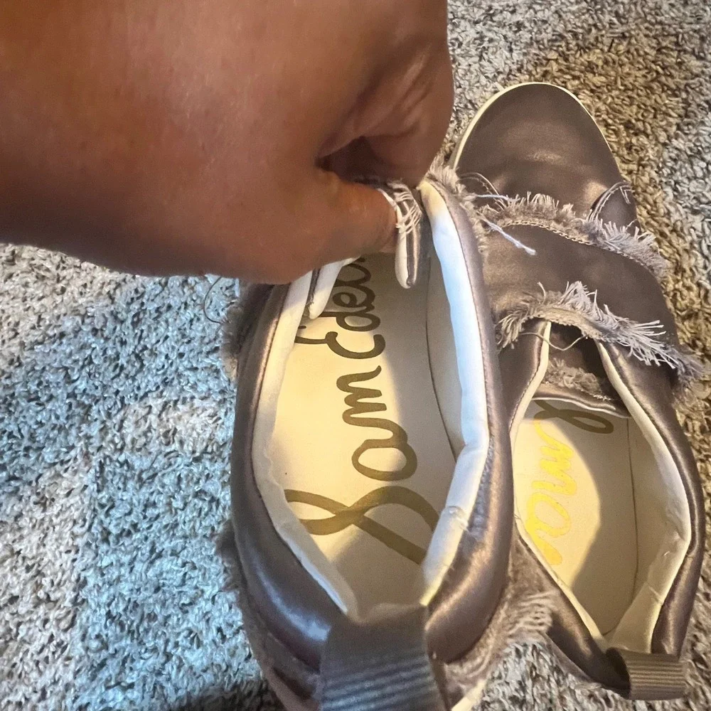Sam Edelman Women 7.5M‎ Mauve Grey Satin Frayed Edge Slip On Platform Sneakers
